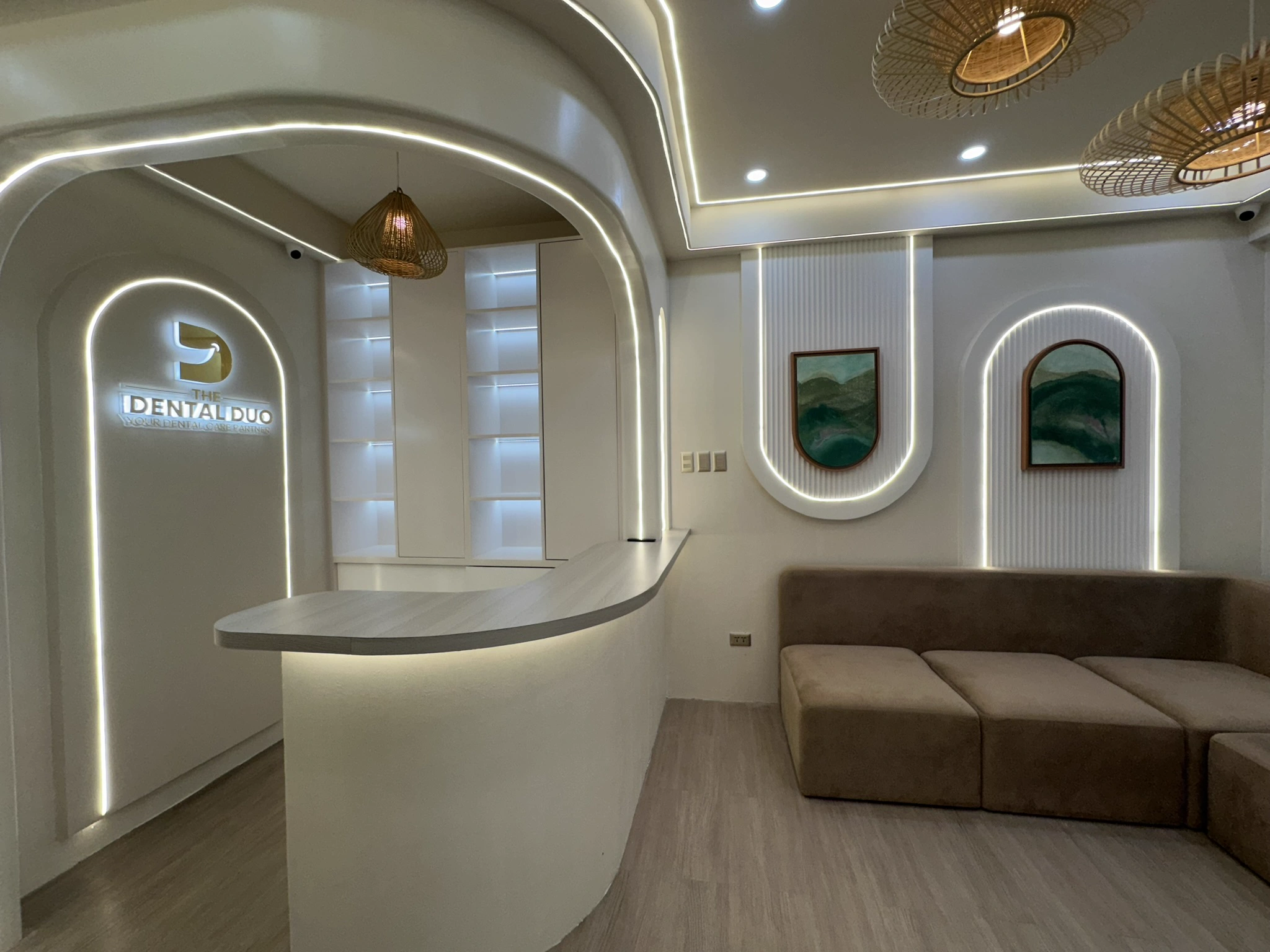 Dental Duo, photograph 3