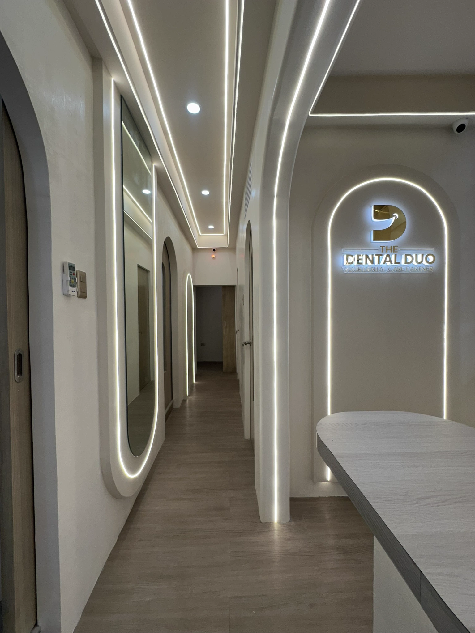 Dental Duo, photograph 5
