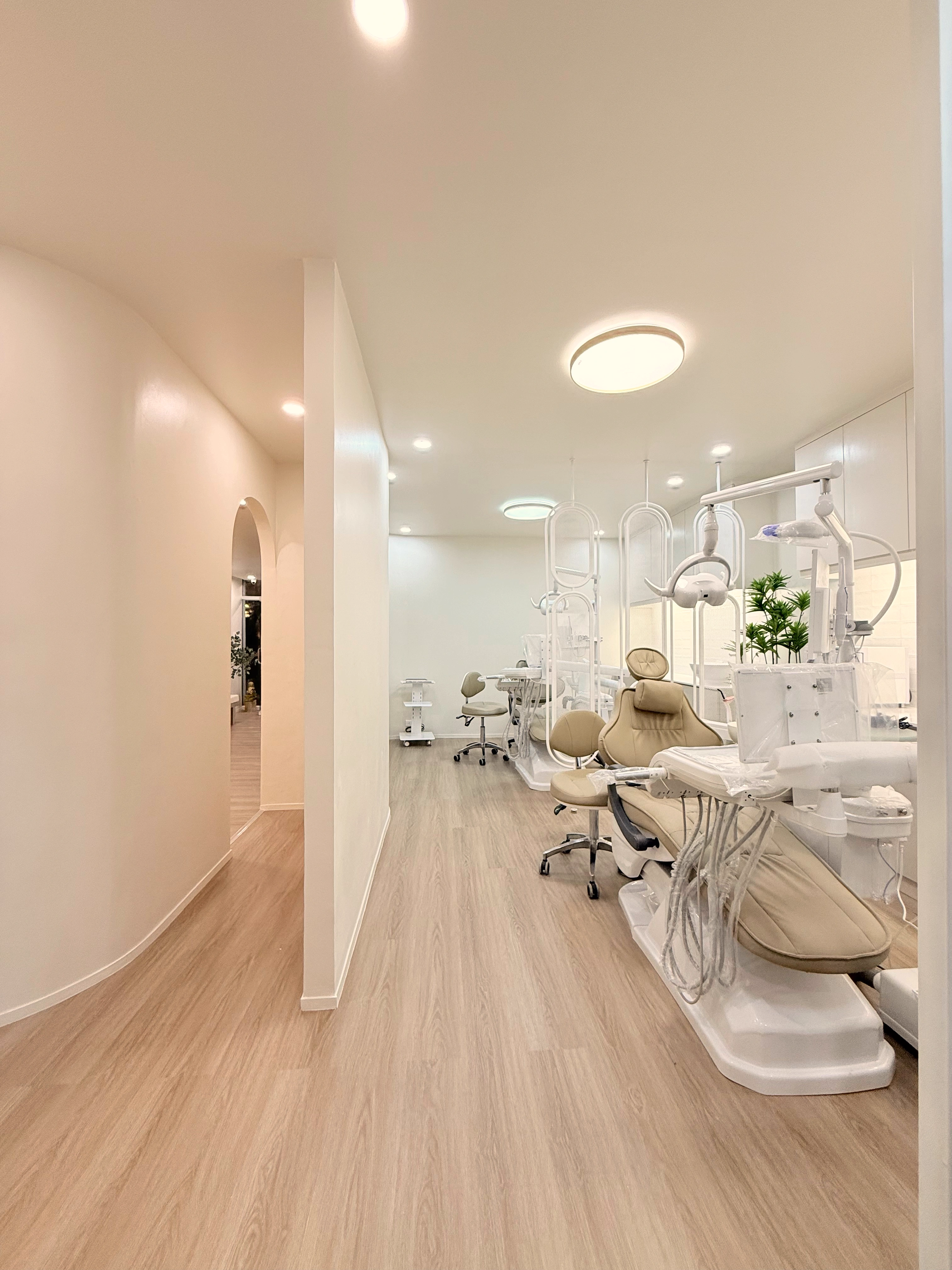 Dr. Llane Gonzales-Chong Dental Clinic, photograph 8