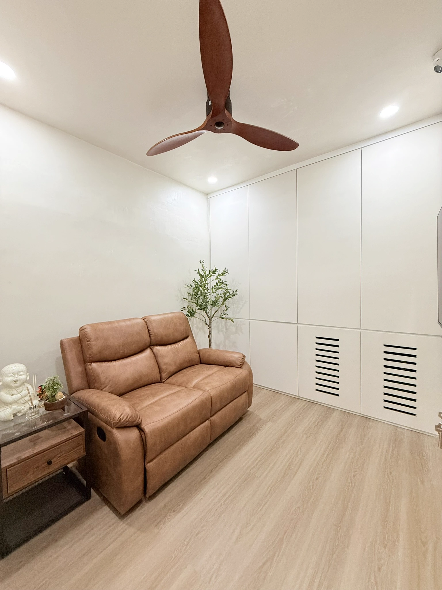 Dr. Llane Gonzales-Chong Dental Clinic, photograph 12